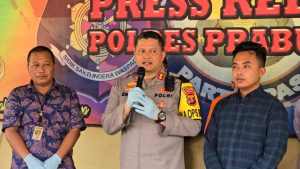 Sempat viral Pelaku penyiraman istri, YS, 47 tahun ditangkap Tim Opsnal Satreskrim Polres Prabumulih