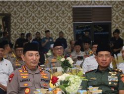 Kapolri Listyo Sigit Prabowo mengatakan acara buka puasa bersama keluarga besar TNI-Polri ini bertujuan memperkuat sinergitas dan soliditas