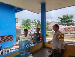 Guna Menjaga Kamtibmas Di Wilayah Babinsa Koramil 418-05/Lemabang Bersama Bhabinkamtibmas 10 Ilir  Komsos Dengan Security