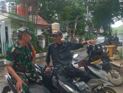 Babinsa 19 Ilir Menghimbau Petugas Parkir Untuk Berhati-hati Dan Selalu Waspada Dalam Menjaga Keamanan Sekitar Monpera
