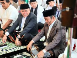 Malam Lebaran, Pj Gubernur Agus Fatoni Tinjau Lokasi dan Berikan Bantuan kepada Korban Kebakaran