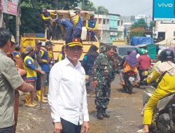 Pj Sekda Tinjau Perbaikan Jalan Segaran, Minta Balai Prasarana Pemukiman Sumsel Perbaiki Jalan Rusak Dampak Proyek IPAL