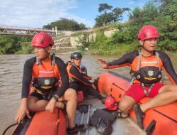 Dua Bocah Perempuan Di Sungai Enim Basarnas Sumsel Turunkan Team Rescue