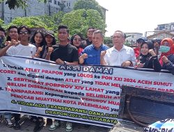 Puluhan Atlet Muaythai Gelar Aksi Damai Di Depan Kantor KONI Sumsel