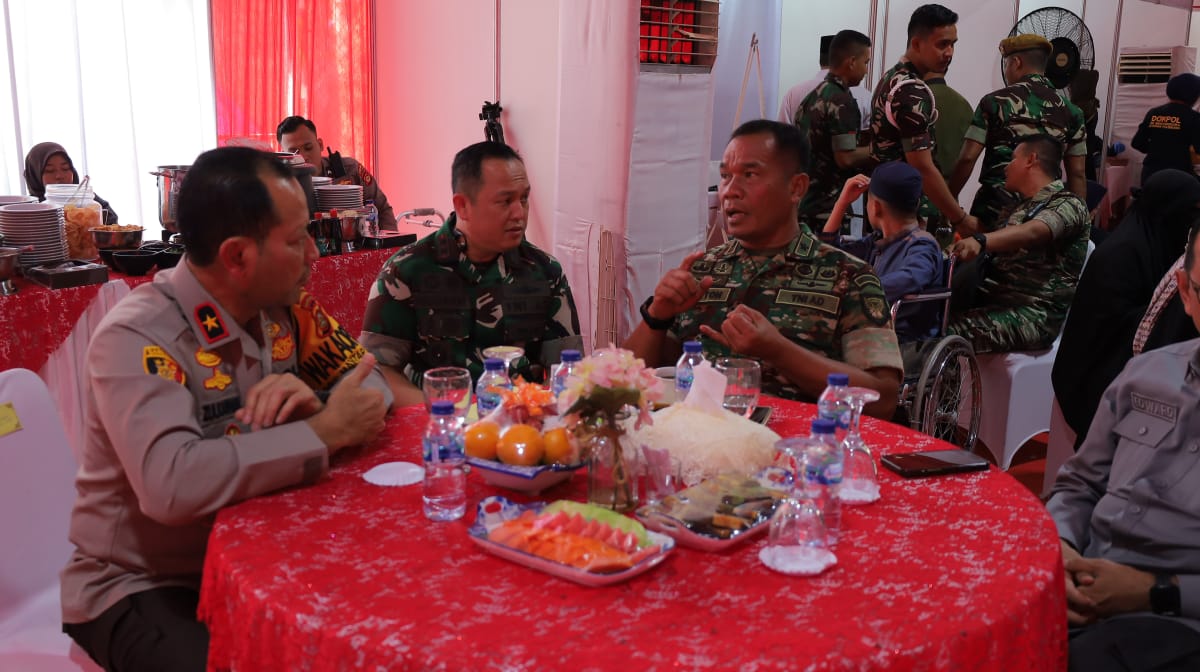 Dandim 0418/Palembang Hadiri Kegiatan Bakti Sosial dan Bakti Kesehatan Alumni Akabri 1994 2