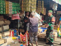 Jelang Idul Adha  Babinsa Koramil 418-07/Sukarami Monitor dan Cek Harga Bahan Pokok