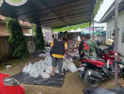 Hari Kedua Idul Adha 1445 H Babinsa Kel Kebun Bunga Hadir Dan Monitoring Pemotongan Hewan Kurban