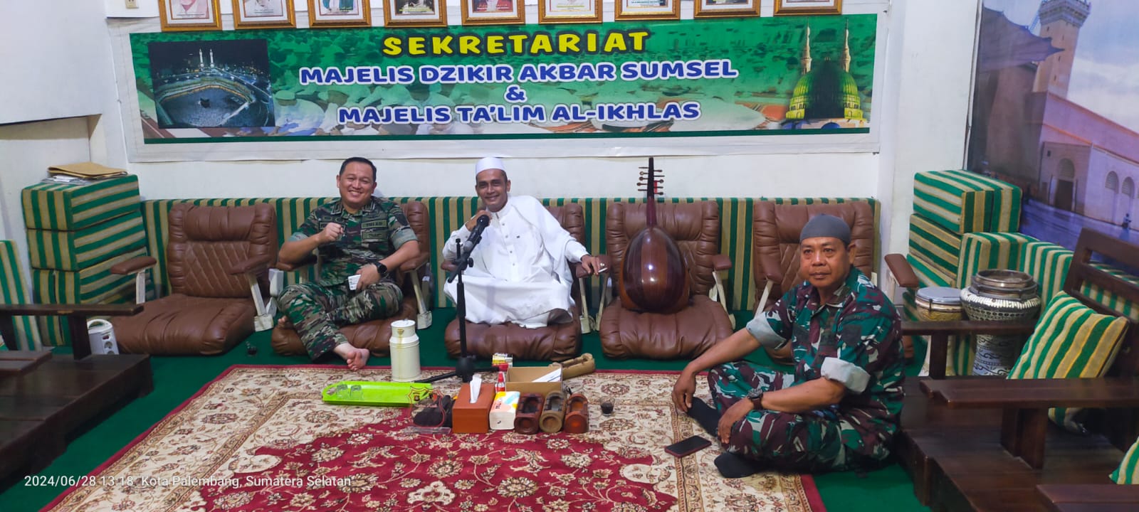 Babinsa Koramil 418-08/Sako Melaksanakan Monitoring Kunjungan Dandim 0418/Palembang Letkol Kav Ferdiansyah.S.Sos Di Kediaman Ustadz Ammak 1