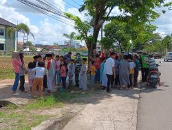 Kodim 0418/Palembang Gelar Jumat Berkah Bagikan Nasi Kotak Kepada Masyarakat Dilingkungan Makodim