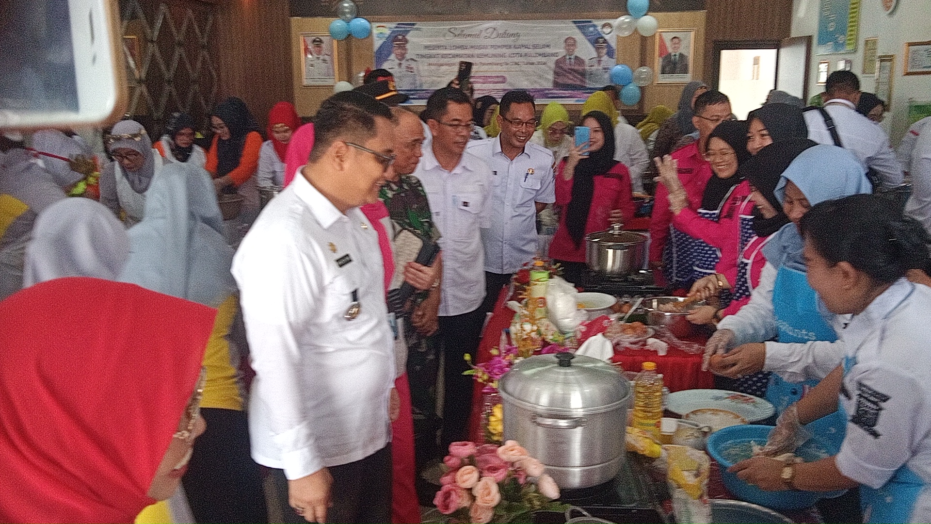 Lestarikan Makan Khas Palembang Kecamatan Kemuning Gelar Lomba Memasak Pempek 1