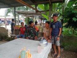 Komsos Bersama Warga Dan Para Pemuda Babinsa Kel Talang Kelapa Membahas Keamanan Dan Ketertiban Lingkungan