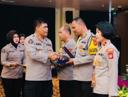 Rakernis Bidang Humas Polda Sumsel, Kombes Sunarto Berikan Tropi, Piagam Kasi Humas Berprestasi dan Pemenang Lomba
