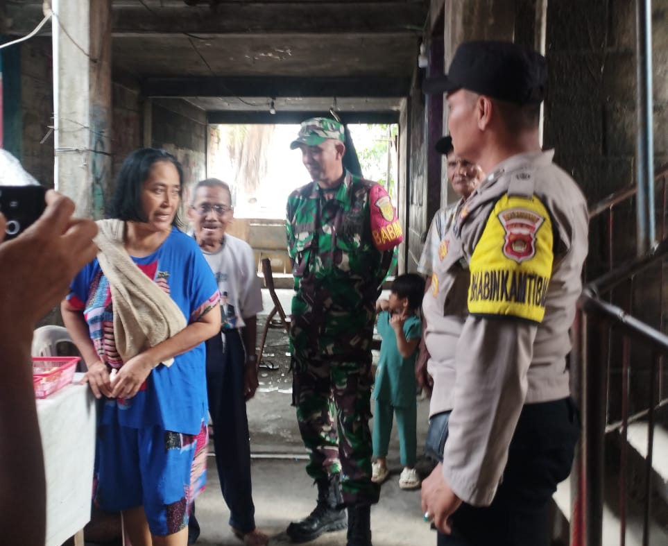 Dalam Komsos Babinsa 23 Ilir Ingatkan Warga Untuk Selalu Menjaga Kebersihan Lingkungan 1