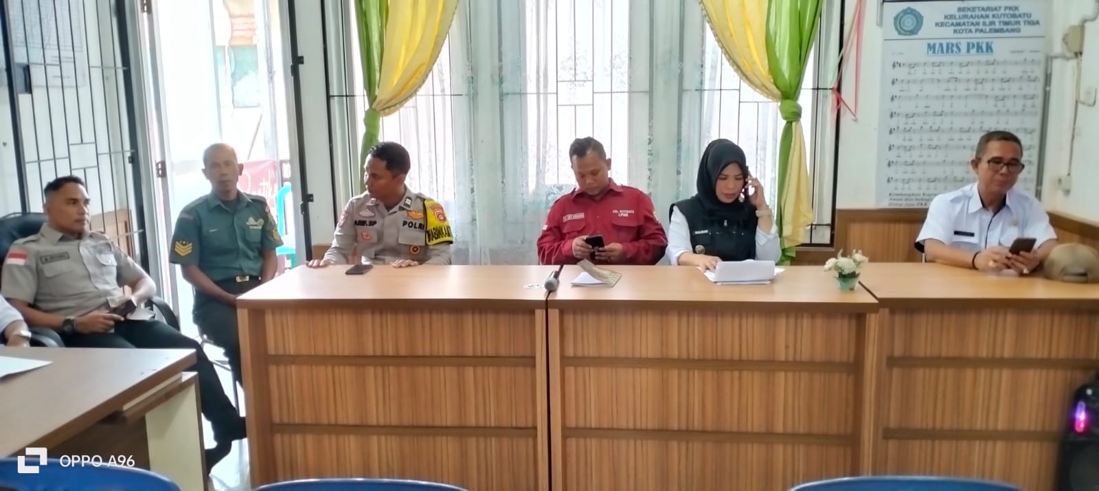 Babinsa Kel Kuto Batu Hadiri Rapat Koordinasi Tentang Membuang Sampah Sembarang Di Pasar Kuto 1
