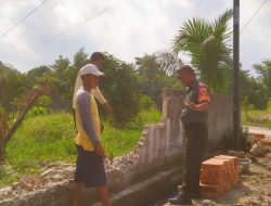 Babinsa Kel Sukodadi Komsos Bersama Warga Himbau Agar Menjaga Faktor Keamanan Dalam Bekerja