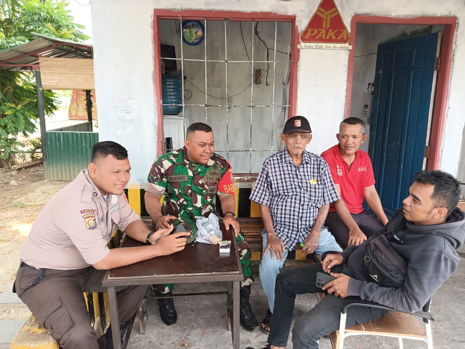 Jalin Sinergitas Babinsa Kel Srimulya Komsos Bersama Security 1