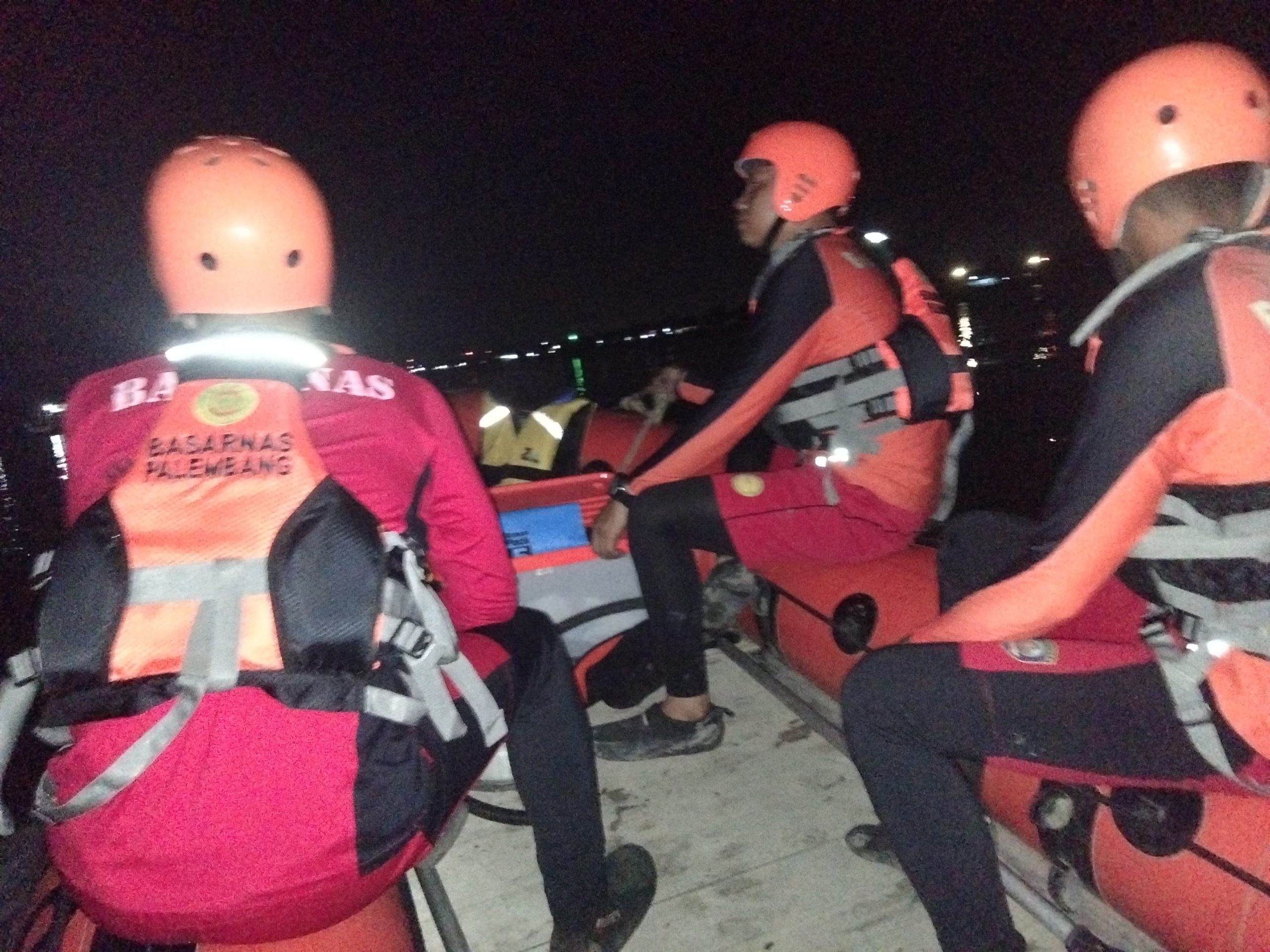 Sultan Tenggelam Disungai Musi, Kantor SAR Palembang Terjunkan Tim Rescue 1