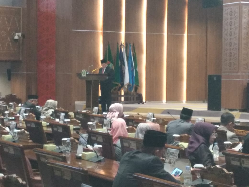 DPRD Sumsel Mendengar Penjelasan RaperdaPerubahan APBD Sumsel Tahun 2024 2