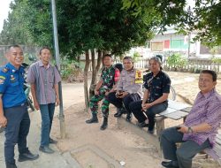 Babinsa Kel Sukarami Bersama Tiga Pilar Monitoring Situasi Karhutla