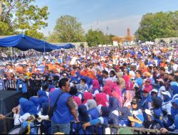 Deklarasi Meriah di Plaza JSC: Ribuan Relawan HDCU Padati Palembang di Bawah Terik Matahari