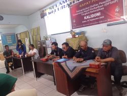 Babinsa Kel Kalidoni Hadiri Rapat Pleno Terbuka Rekapitulasi Daftar Pemilih Sementara Hasil Perbaikan Tingkat Kelurahan