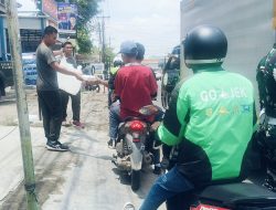 Jumat Berkah Kodim 0418/Palembang Rutin Bagikan Nasi Kotak