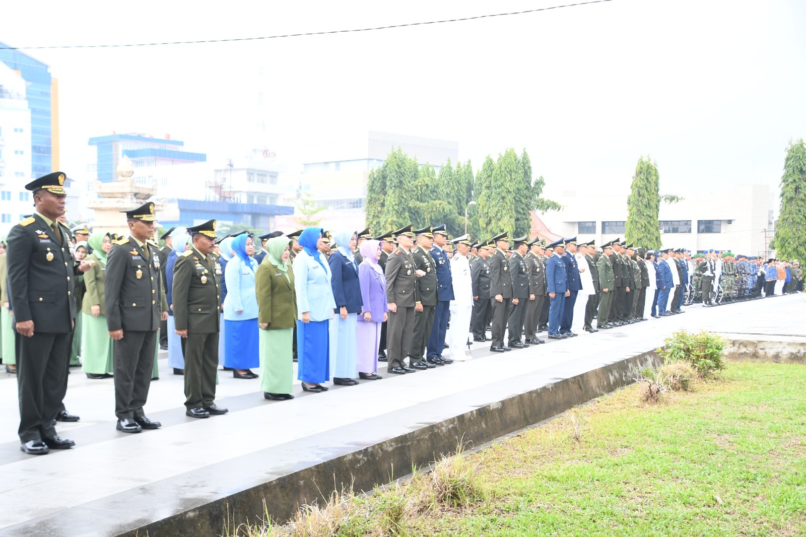 Dandim 0418/Palembang Ikuti Upacara Ziarah Nasional Memperingati HUT TNI Ke-79 2