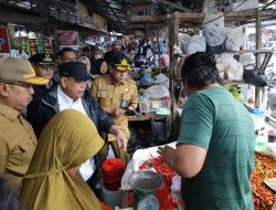 Sidak Pasar Tradisional, Damenta temukan pedagang nakal