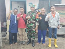 Jelang Pilkada Babinsa Kel Sungai Selayur Rutin Monitoring Wilayah Binaan Ciptakan Pilkada Damai