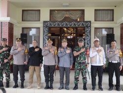 Dandim 0418/Palembang Antarkan Pangdam II/Sriwijaya, Pj. Gubernur dan Kapolda Sumsel Pantau Pilkada di Sumsel Via Udara