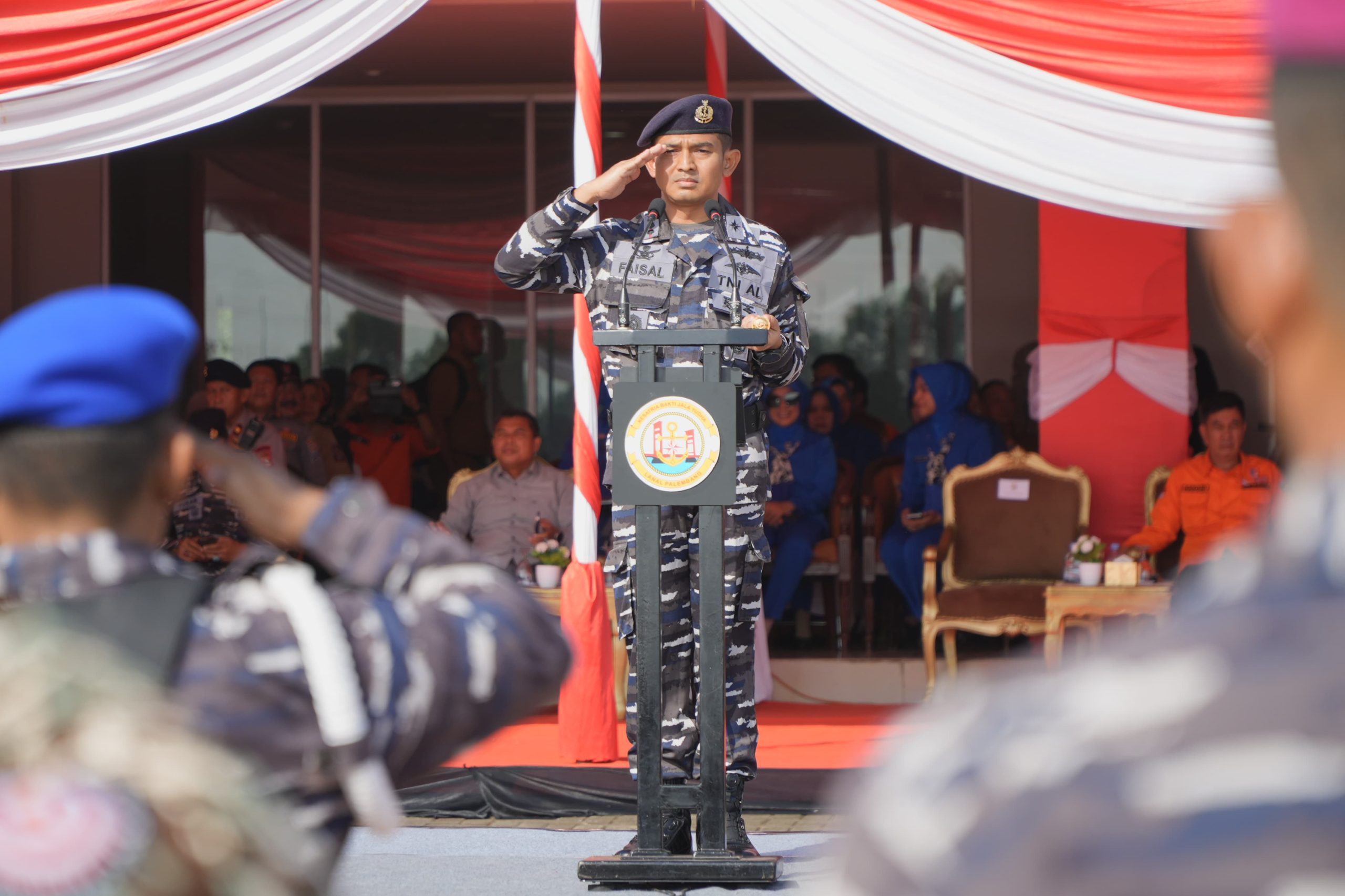 Lanal Palembang Evakuasi Korban Banjir, dalam Kegiatan Resistensi Bencana TNI Angkatan Laut TA 2024 1