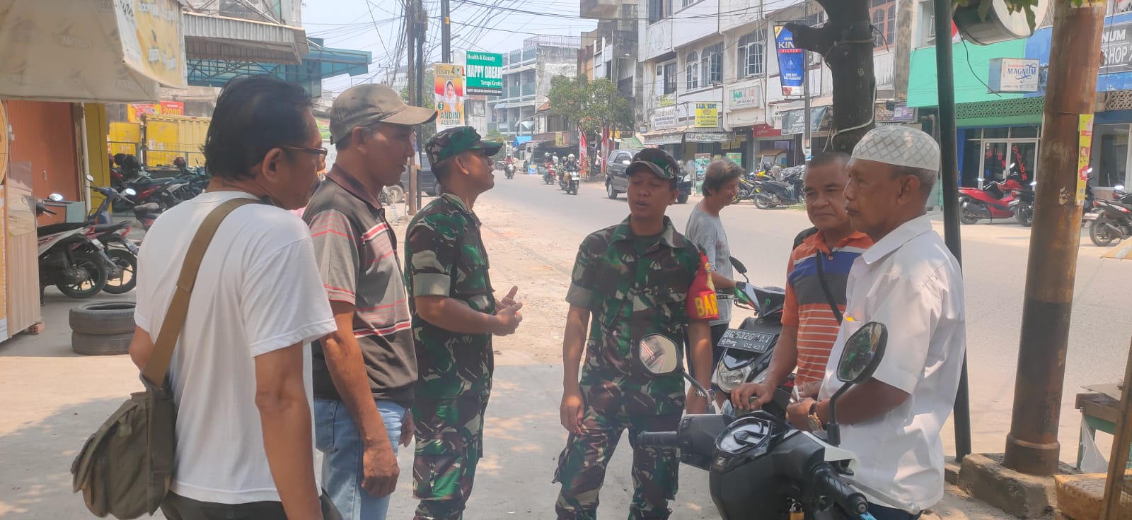 Ciptakan Kamtibmas Babinsa Kel 11 Ilir Komsos Bersama Warga Binaan. 2