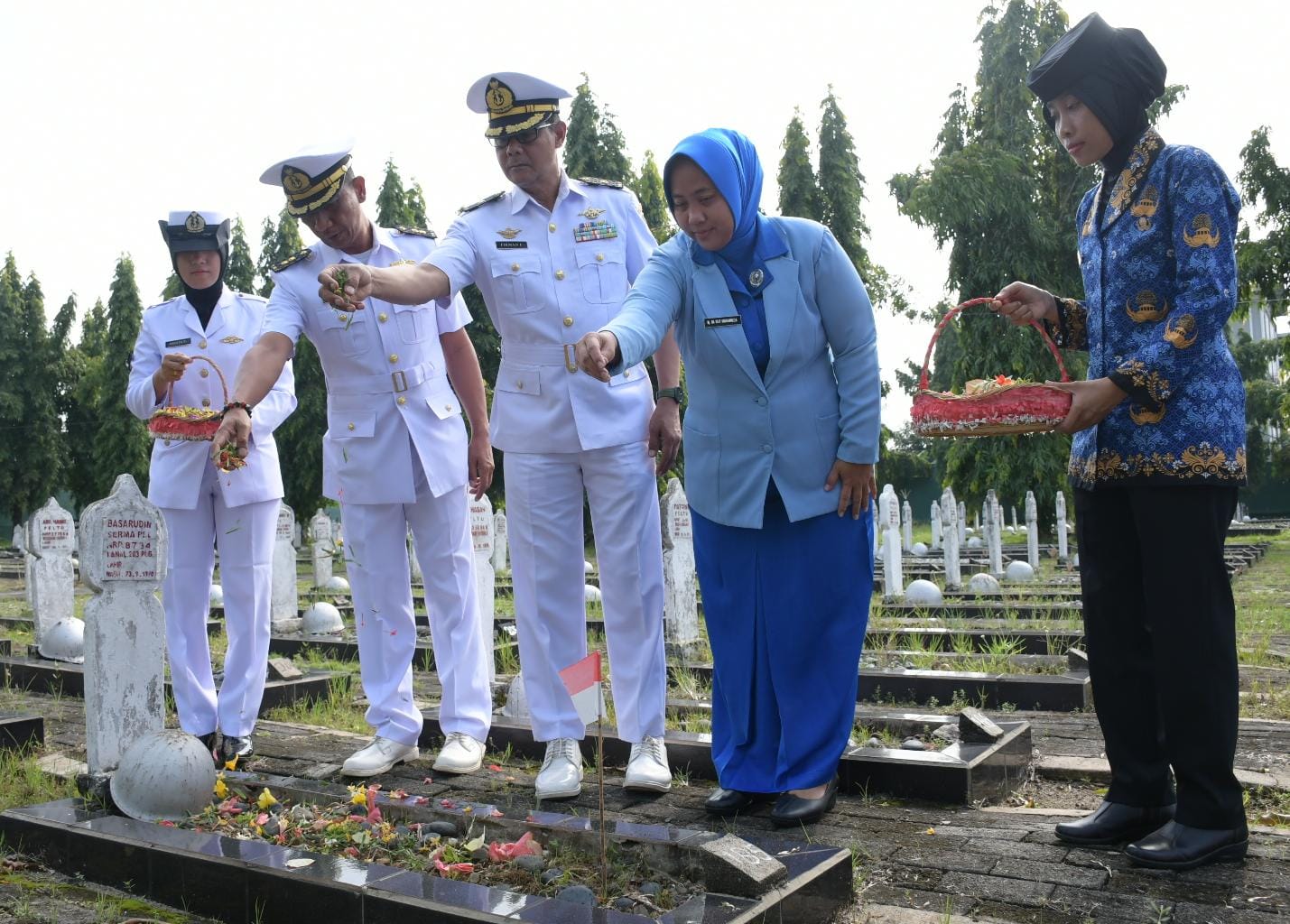 Lanal Palembang Gelar Ziarah di TMP Ksatria Ksetra Siguntang 1