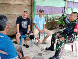 Babinsa Kel Sukarami Komsos Bersama Warga Binaan Bahas Kamtibmas Jelang Ramadhan