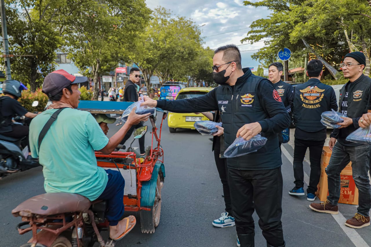 HDCI Palembang Berbagi Berkah Ramadhan, 1000 Takjil dan Paket Sembako 1