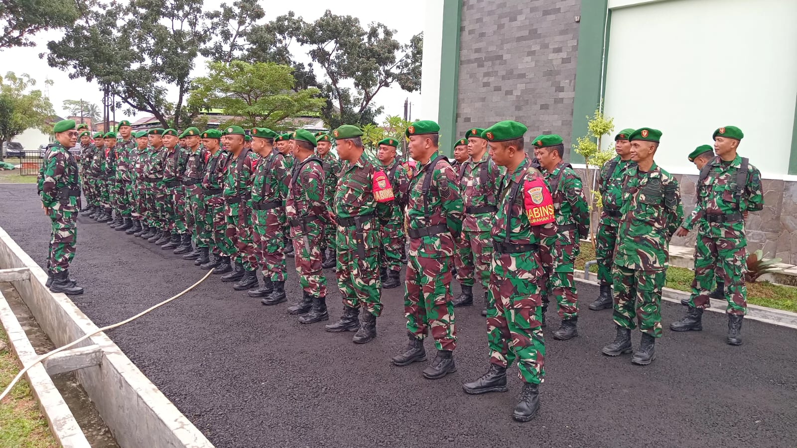 Berikan Rasa Aman Sambut Hari Raya Idul Fitri 1446 H Kodim 0418/Palembang Siagakan Prajurit 2