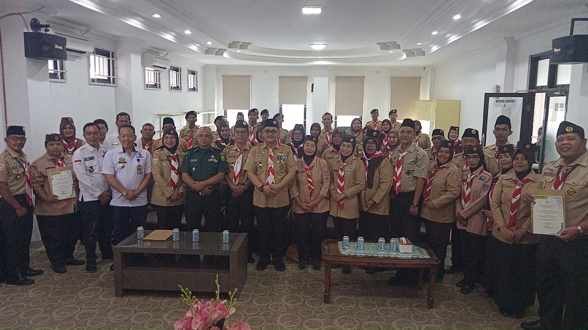 Camat Kemuning DR. Amiruddin Sandy,S.STP ,M.Si Buka Musran Kwarran Gerakan Pramuka Kecamatan Kemuning ,Secara Aklamasi Sekcam Kemuning Terpilih Sebagai Kakwarran 1