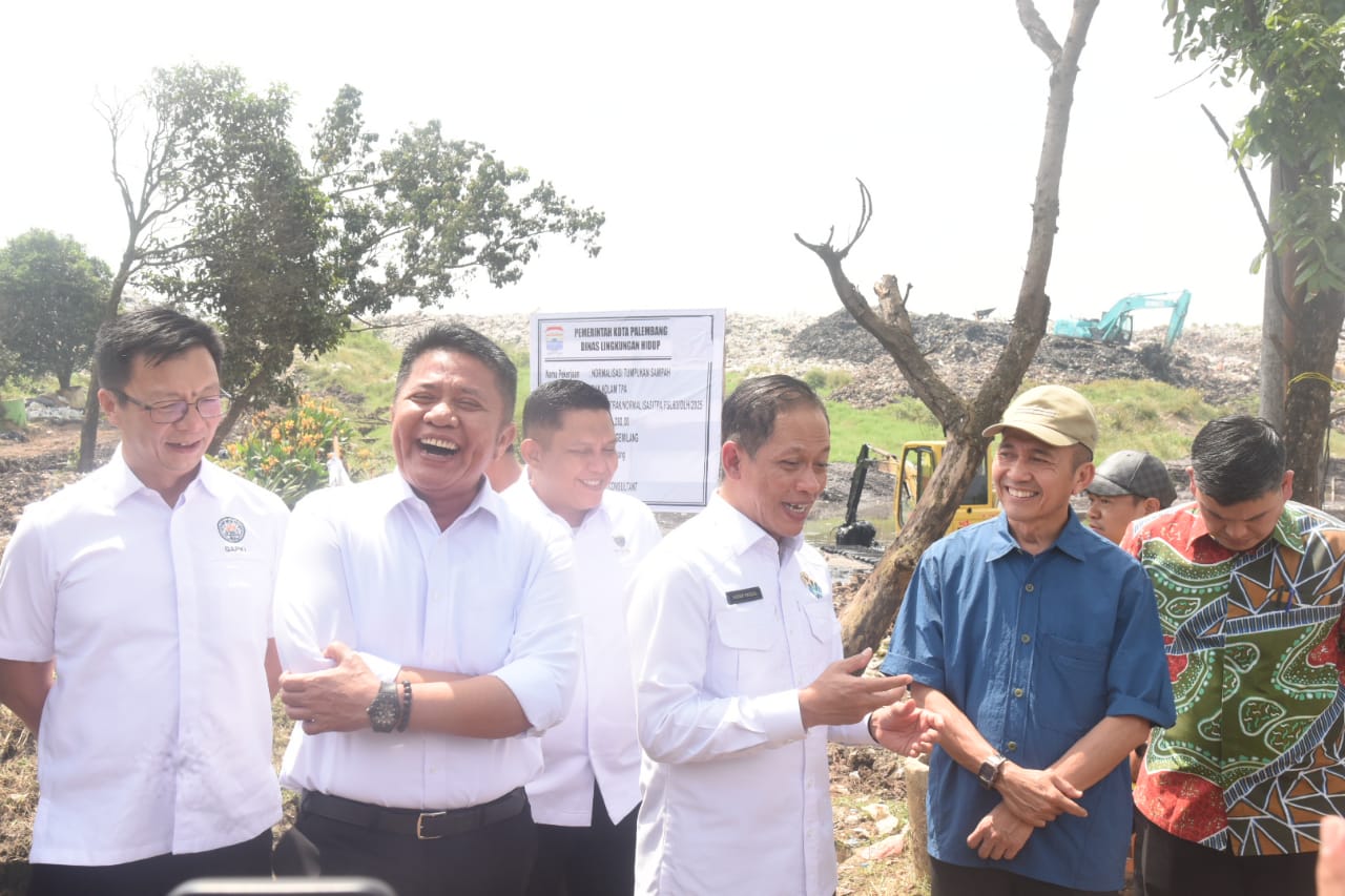 Menteri LH Apresiasi Langkah Strategis Pemprov Sumsel dan Pemkot Palembang Tangani Sampah di TPA Sukawinatan 1
