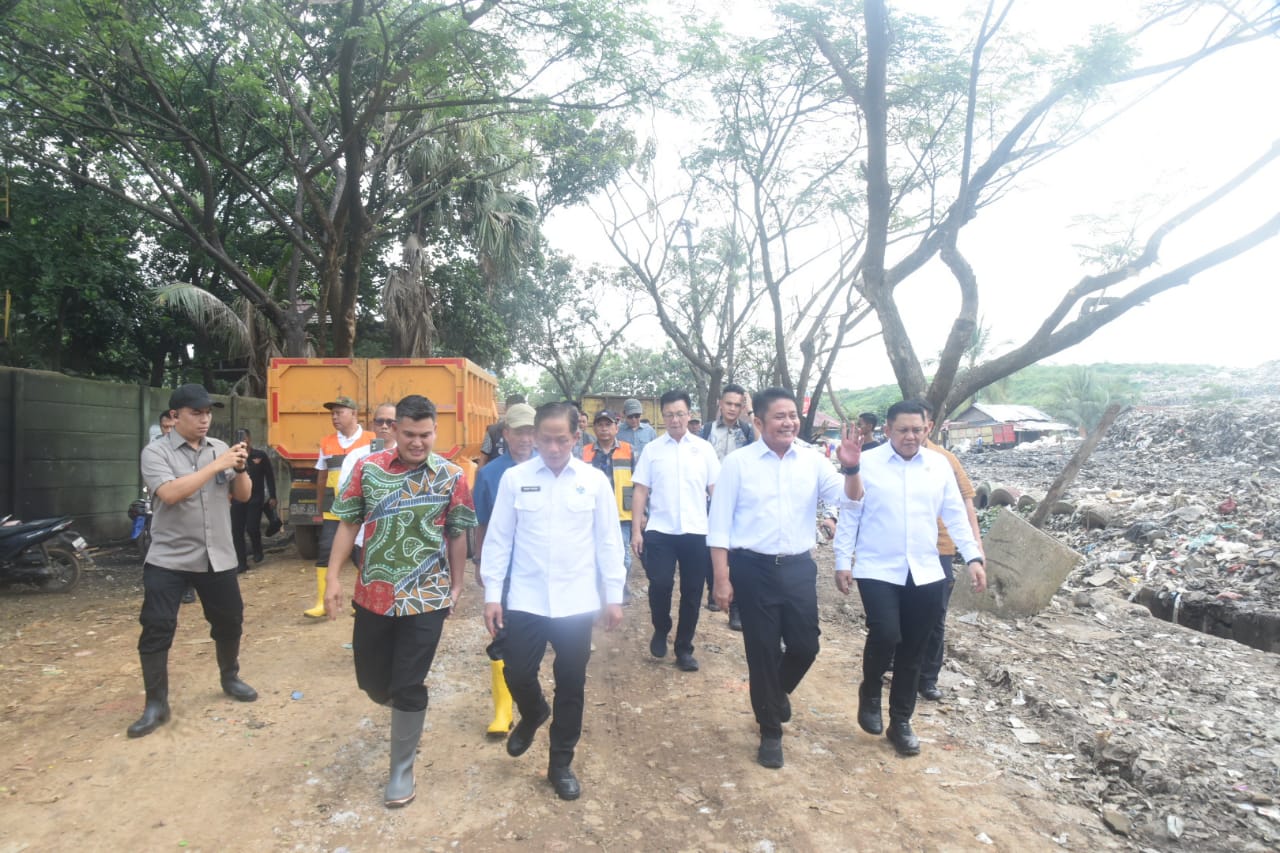 Menteri LH Apresiasi Langkah Strategis Pemprov Sumsel dan Pemkot Palembang Tangani Sampah di TPA Sukawinatan 2