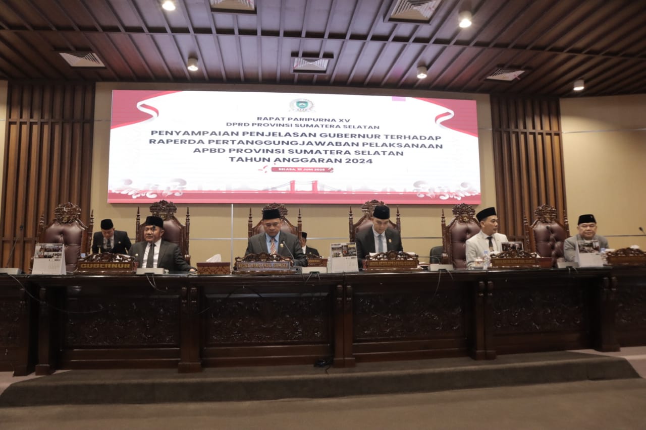 DPRD Sumsel Gelar Paripurna XV,Penjelasan Gubernur tentang Raperda Pertanggungjawaban Pelaksanaan APBD TA 2024 1