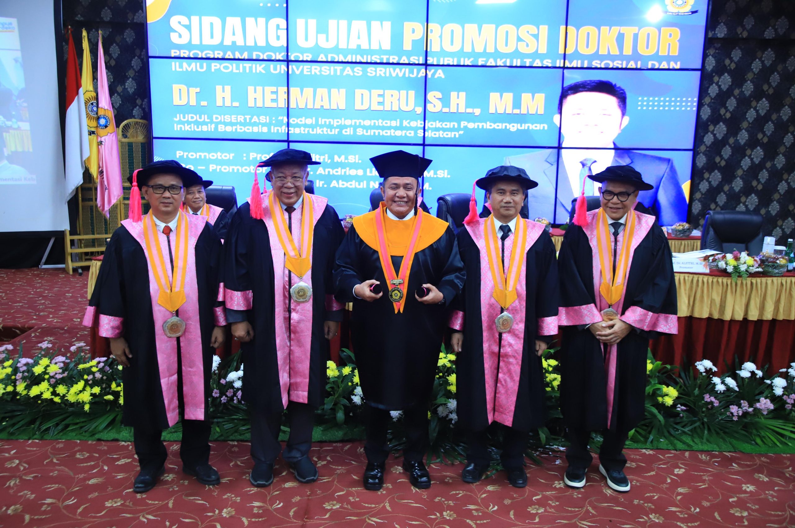 Gubernur Herman Deru Raih Gelar Doktor, Bawa Terobosan Model Pembangunan Inklusif 1