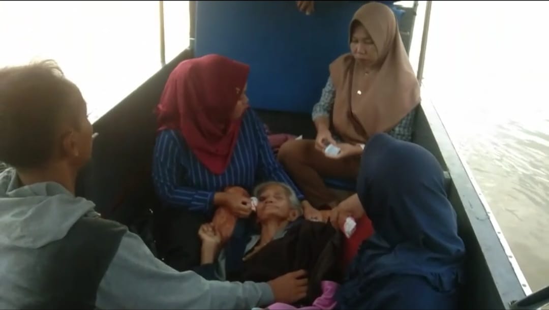 Sirine Ambulans Apung Polairud Kembali Menggema, Evakuasi Lansia Penderita Glaukoma ke RS Mata Sriwijaya Palembang 1
