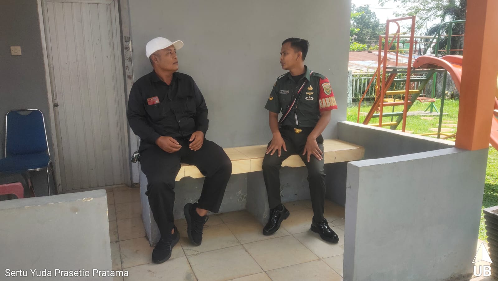 Babinsa Lorok Pakjo Ajak Warga Waspadai Premanisme dan Jaga Kebersihan Lingkungan 1
