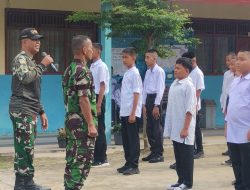Tingkatkan Kedisiplinan Siswa Baru, Koramil 418-08/Sako Latih PBB di SMP Binatama Palembang