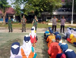 Babinsa Koramil 418-08/Sako Beri Materi Disiplin di MPLS SMA Negeri 14 Palembang