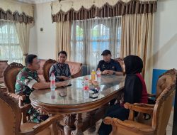 Babinsa Demang Lebar Daun Ajak Warga Meriahkan HUT RI ke-80