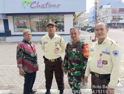 Babinsa 24 Ilir Laksanakan Komsos dengan Security Living Plaza Palembang