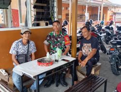 Babinsa 23 Ilir Ajak Warga Hidupkan Siskamling dan Jaga Kesehatan Lingkungan