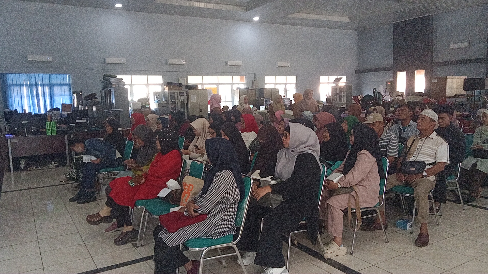 Kecamatan Kalidoni Gelar Sosialisasi dan Fasilitasi Sertifikat Halal bagi UMKM Palembang 2
