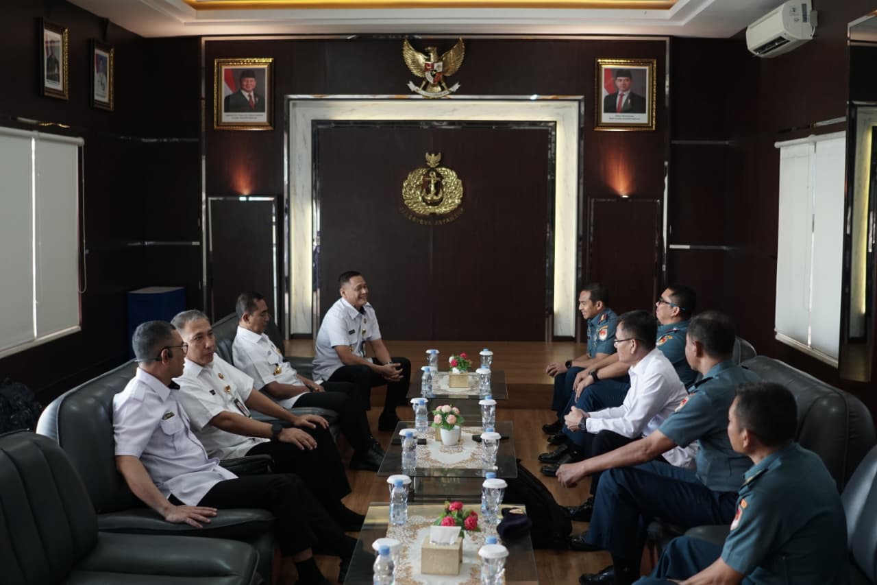 Kunjungan Tim Sekretariat Jendral Dewan Pertahanan Nasional ( DPN ) 1